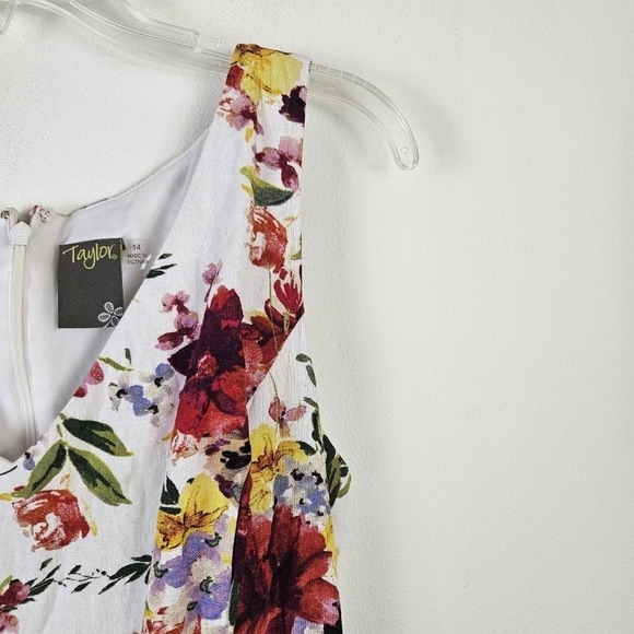 TAYLOR Linen Blend Floral Print Dress Size 14 Belted Sleeveless - Picture 5 of 9